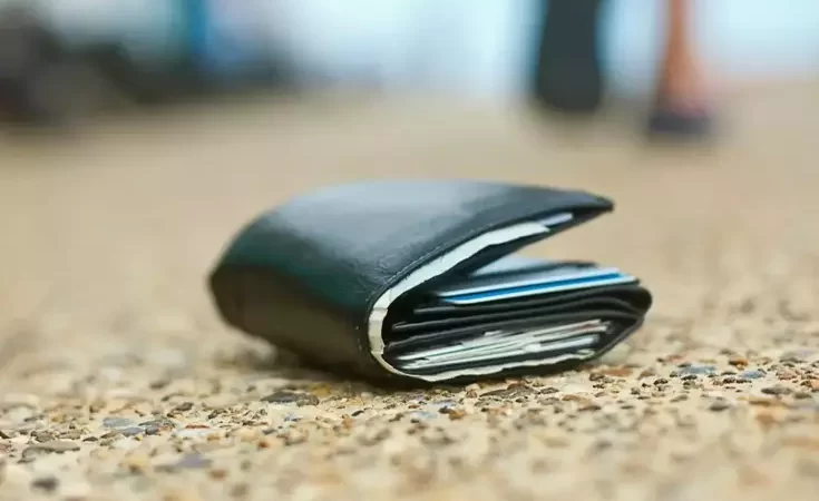 Umudunu kesmişti! Kayıp cüzdan, 11 yıl sonra hiç akla gelmeyecek yerde bulundu