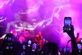 Tarkan-Konseri-Unluler-Gecidine-Sahne-Oldu-Unutulmaz-Anlar-featured