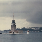 Cenk-Eren8217den-Carpici-Vasiyet-Detaylari-Kedilerine-Miras-Kullerinin-Bogaz8217a-Serpilmesi-Arzusu-featured