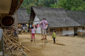 Diyarbakir8217da-Yeni-Parki-Yikan-Cocuklar-Toplumun-8220Neden8221-Sorusu-featured