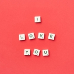 Esra-Bilgic-ve-Faruk-Sabanci8217dan-Romantik-Ask-Ilani-featured