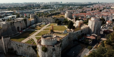 Istanbul-Fatih8217te-Donerciye-Kanli-Intikam-Saldirisi-featured