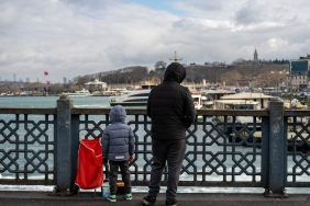 Istanbul8217da-Cocuklarin-Gozu-Onunde-Yol-Dehseti-Kadin-Surucu-Saldiriya-Ugradi-featured