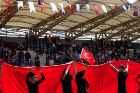 Erdogan8217in-Kulliye8217deki-23-Nisan-Toreninde-Duygusal-Anlar-featured