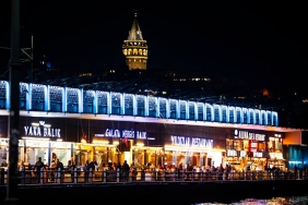 Istanbulamp039un-unlu-eglence-mekanlarina-polis-baskini-Unlu-isimler-gozaltinda-featured