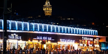 Istanbulamp039un-unlu-eglence-mekanlarina-polis-baskini-Unlu-isimler-gozaltinda-featured